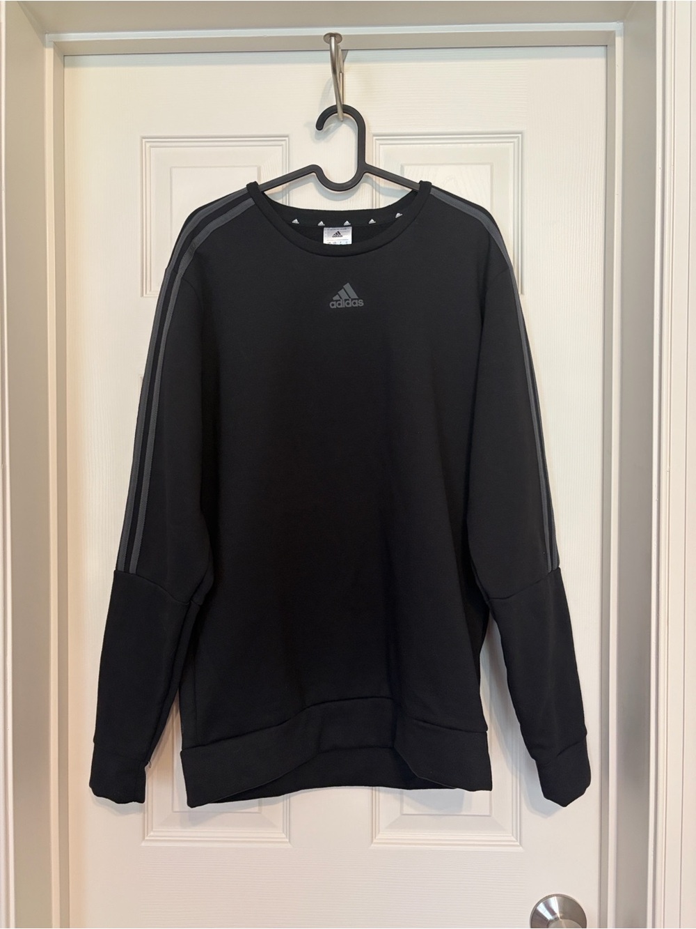 Adidas black sweatshirt - Size M